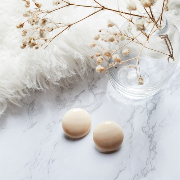 Meet your Posher - Picture 4 of 5